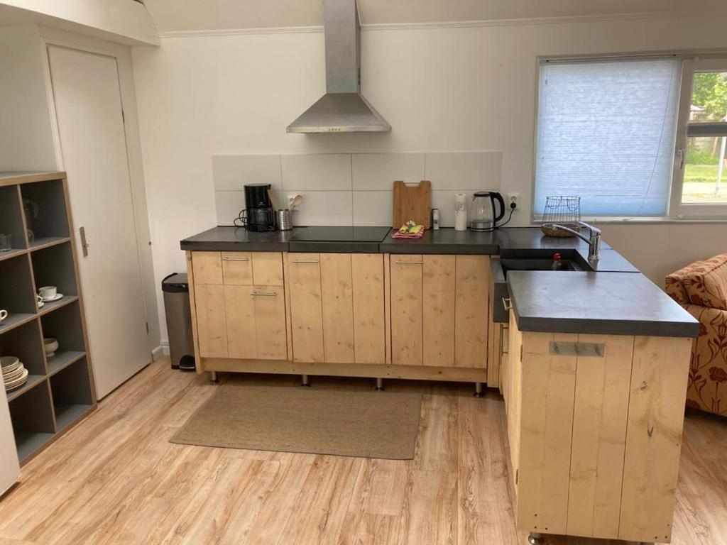 The Bee - Trekkershuts & Apartment Opperdoes Exterior foto