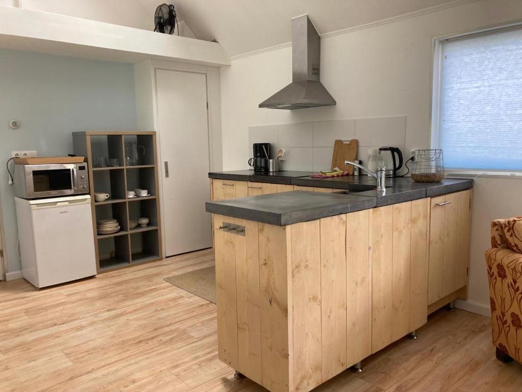 The Bee - Trekkershuts & Apartment Opperdoes Exterior foto