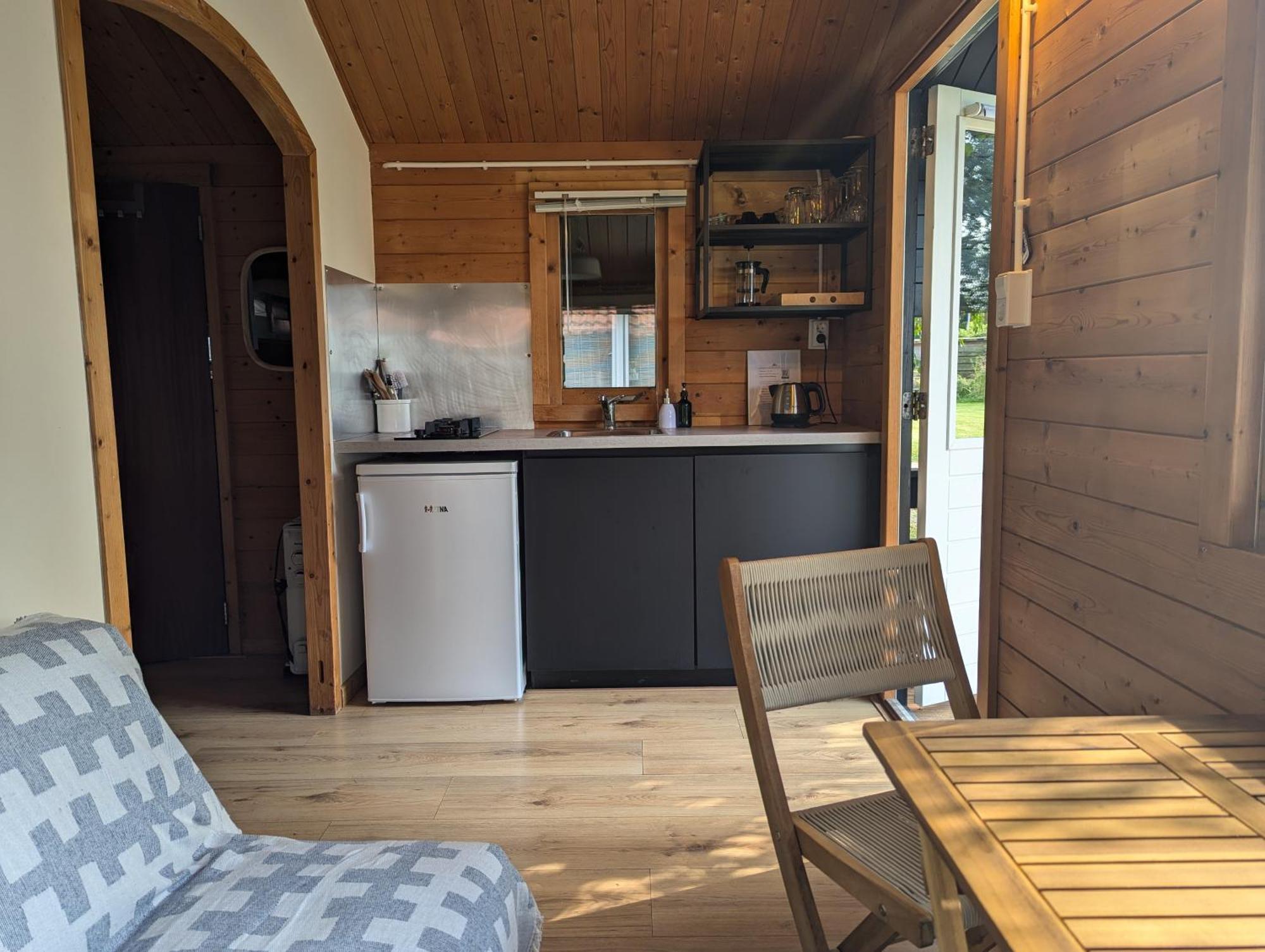 The Bee - Trekkershuts & Apartment Opperdoes Exterior foto
