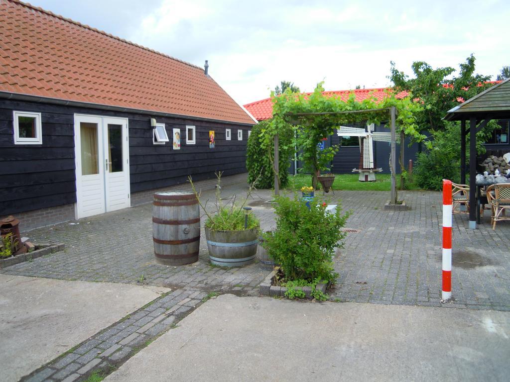 The Bee - Trekkershuts & Apartment Opperdoes Exterior foto